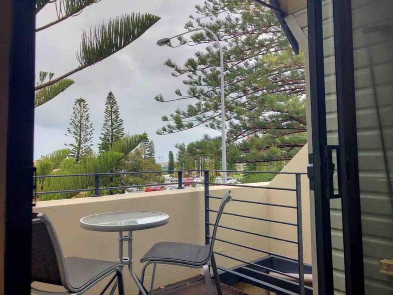 The Iceworks-Overlooking Esplanade W Parking 2 Carscentral Fremantle Exterior foto